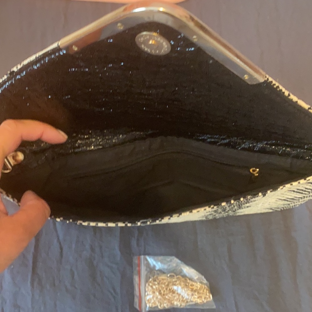 Patterned Clutch With Optional Chain - image 3